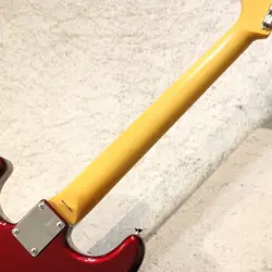 FENDER CLASSIC '60S STRAT CAR CANDY APPLE RED 2015 ELECTRIC GUITAR