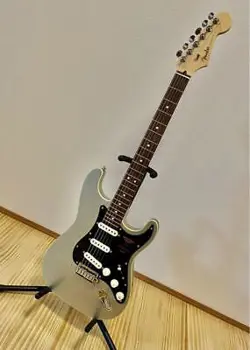 FENDER JAPAN / MODERN STRATOCASTER
