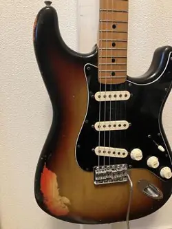 1976 FENDER STRATOCASTER VINTAGE