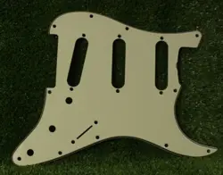 69 PICKGUARD