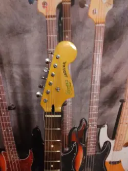 FENDER SQUIER JAGUAR