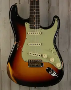 NEW FENDER CUSTOM SHOP '61 STRATOCASTER HEAVY RELIC - SUPER FADED AGED 3-COLOR