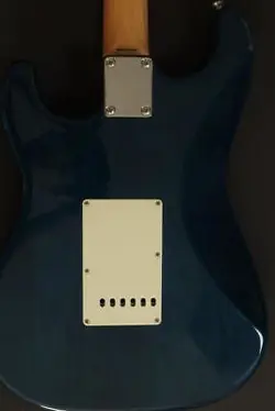 FENDER MADE IN JAPAN HYBRID QUILT