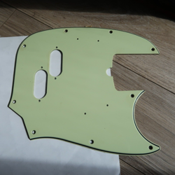 FENDER JMJ MUSTANG BASS  MINT GREEN PICKGUARD