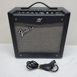 FENDER MUSTANG 1(V.2) GUITAR AMPLIFIER