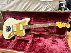 SQUIER BY FENDER J MASCIS JAZZMASTER