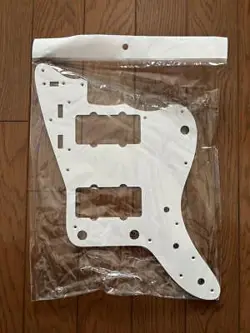 JAZZ MASTER PICKGUARD