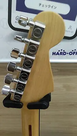 STRATOCASTER USED LEFTY