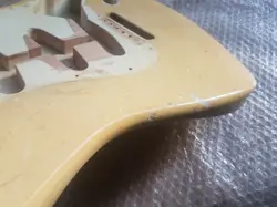 FENDER STRATOCASTER BODY