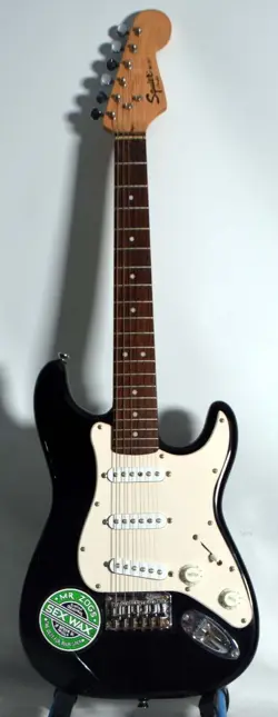 SQUIER STRAT MINI BY FENDER ELECTRIC GUITAR GOOD CONDITION PRO SETUP SOFT CASE.