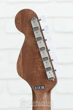 FENDER LIMITED-EDITION CALIFORNIA