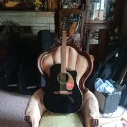 FENDER REDONDO CALIFORNIA SERIES ACOUSTIC ELECTRIC GUITAR