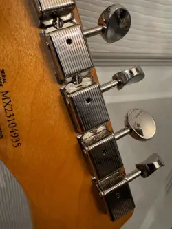 FENDER VINTERA II 50S NOCASTER, MAPLE FINGERBOARD, BLACKGUARD BLONDE