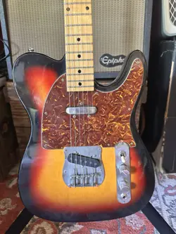 FENDER TELECASTER USA