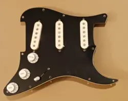 PICKUP LOADED STRATOCASTER