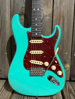 FENDER CUSTOM SHOP EMPIRE 67 STRATOCASTER RELIC