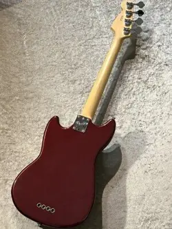 FENDER USED AMERICAN PERFORMER MUSTANG BASS AUBERGINE US23057200 3.79KG