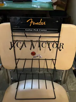 FENDER GUITAR PICK CENTER STORE DISPLAY