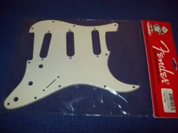 NEW GENUINE FENDER STRAT PICKGUARD, 11-HOLE - PARCHMENT, 099-1374-000