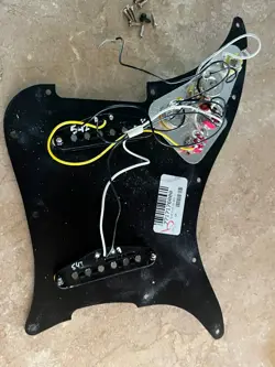 PICKGUARD GUITAR PICKUPS