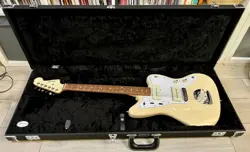 FENDER CUSTOM VINTERA