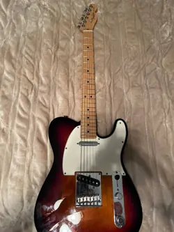 USA 2012 FENDER AMERICAN STANDARD  - 3 TONE SUNBURST