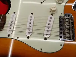 FENDER AMERICAN VINTAGE 62 STRATOCAST ELECTRIC GUITAR 446136