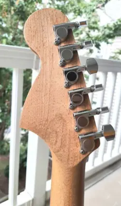 FENDER ELECTRIC GUITAR STARCASTER BLACK