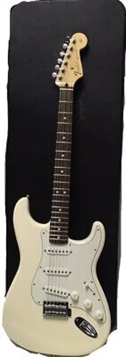FENDER STRATOCASTER (MEXICO) (EPJ027402)