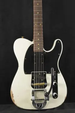 FENDER LIMITED EDITION '60 TELE BIGSBY RELIC - AGED OLYMPIC WHITE 3A ROSEWOOD