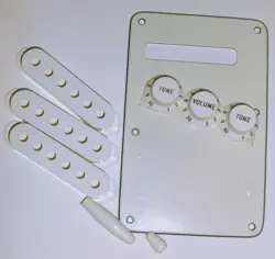 PARCHMENT STRATOCASTER