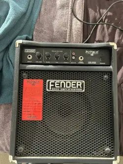 FENDER RUMBLE 15 BASS GUITAR AMPLIFIER - BLACK