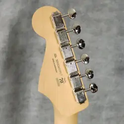 FENDER PLAYER II STRATOCASTER HSS ROSEWOOD FINGERBOARD 3 COLOR SUNBURST