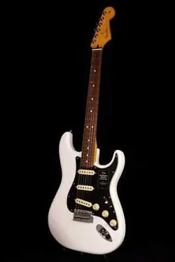 FENDER PLAYER II STRATOCASTER ROSEWOOD FINGERBOARD POLAR WHITE  S N MXS2401652