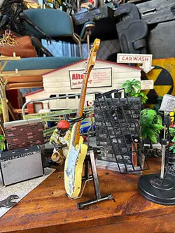 YNGWIE MALMSTEEN PLAY