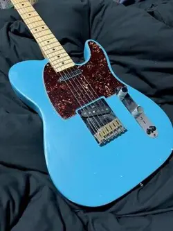 FENDER MEXICO PLAYER STRATOCASTER REFINISH ELECTRIC GUITAR BLUE W/HARD CASE