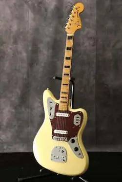 FENDER VINTERA II 70S JAGUAR   VINTAGE WHITE