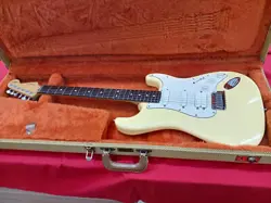 FENDER JEFF BECK STRATOCASTER ELECTRIC GUITAR