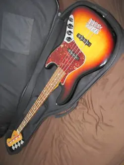 FENDER MEXICO DELUXE ACTIVE JAZZ BASS 2010 PU VINTAGE NOISELESS