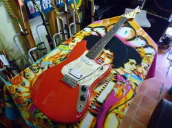 SQUIER BY FENDER CY