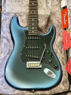 FENDER AMERICAN PROFESSIONAL LL STRATOCASTER WITH SUHR PICKUPS