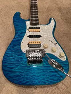 MIJ STRAT W/CASE