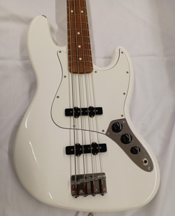 FENDER PLAYER JAZZ BASS ELECTRIC BASS GUITAR FROM JAPAN USED