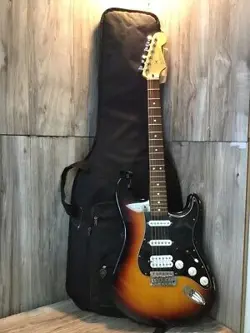 FENDER STRATOCASTER (MEXICO) (PSL033021)