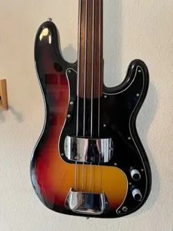FRETLESS BASS AND