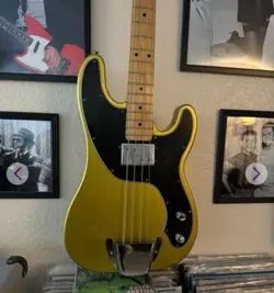 FENDER TELECASTER BASS 1975