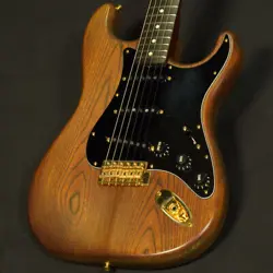 USED FENDER JAPAN / ST62-63 WALNUT