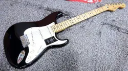 FENDER  PLAYER II STRATOCASTER  MAPLE FINGERBOARD  BLACK