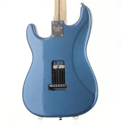 LIPSTICK STRATOCASTER LAKE