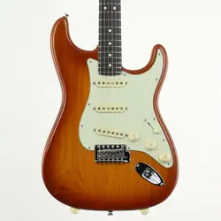 USED FENDER USA / AMERICAN PERFORMER STRATOCASTER HONEY BURST